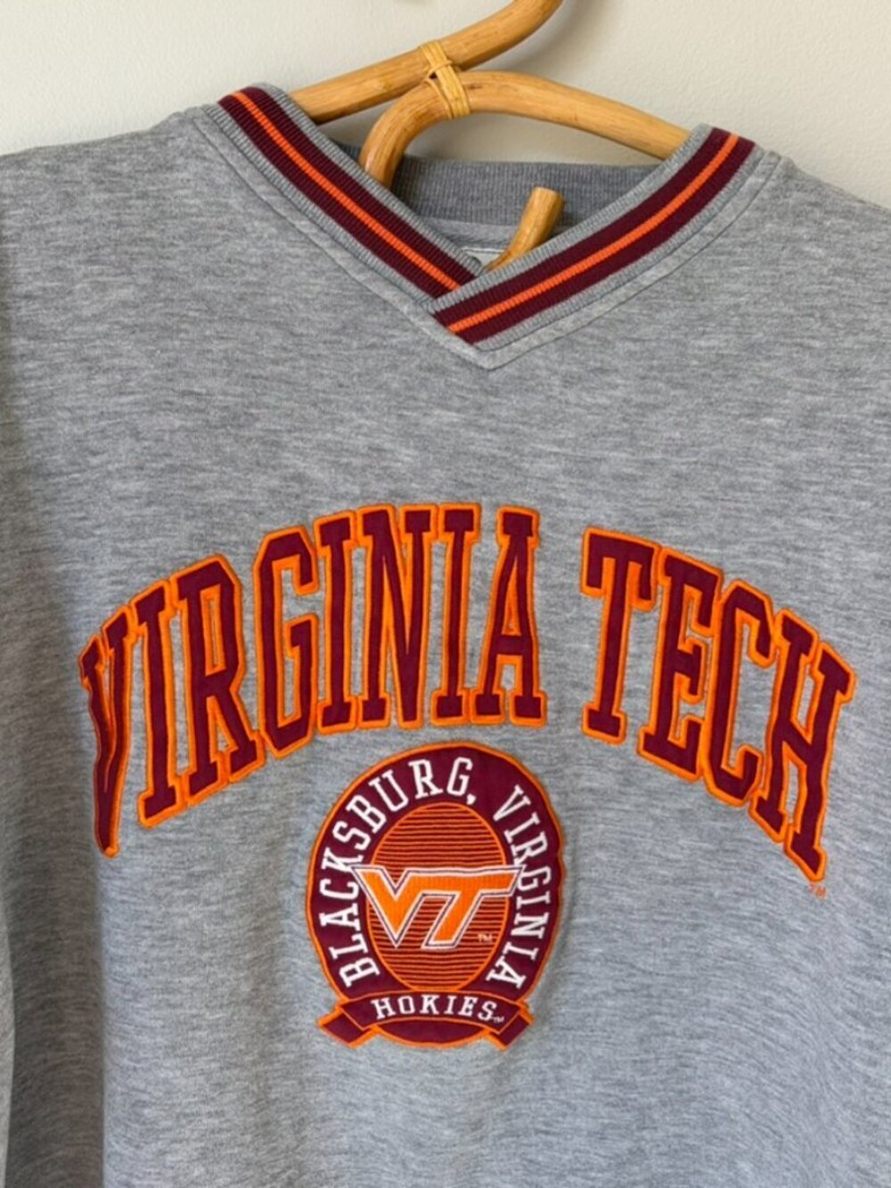 Vintage Virginia Tech Hokies Blacksburg Virginia Sweatshirt Women's Large - Picture 2 of 6